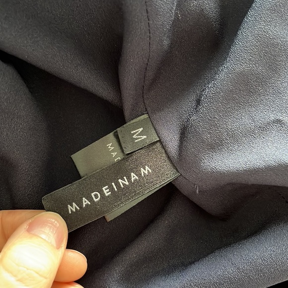 Stunning navy velvet and lace dress - Picture 14 of 15